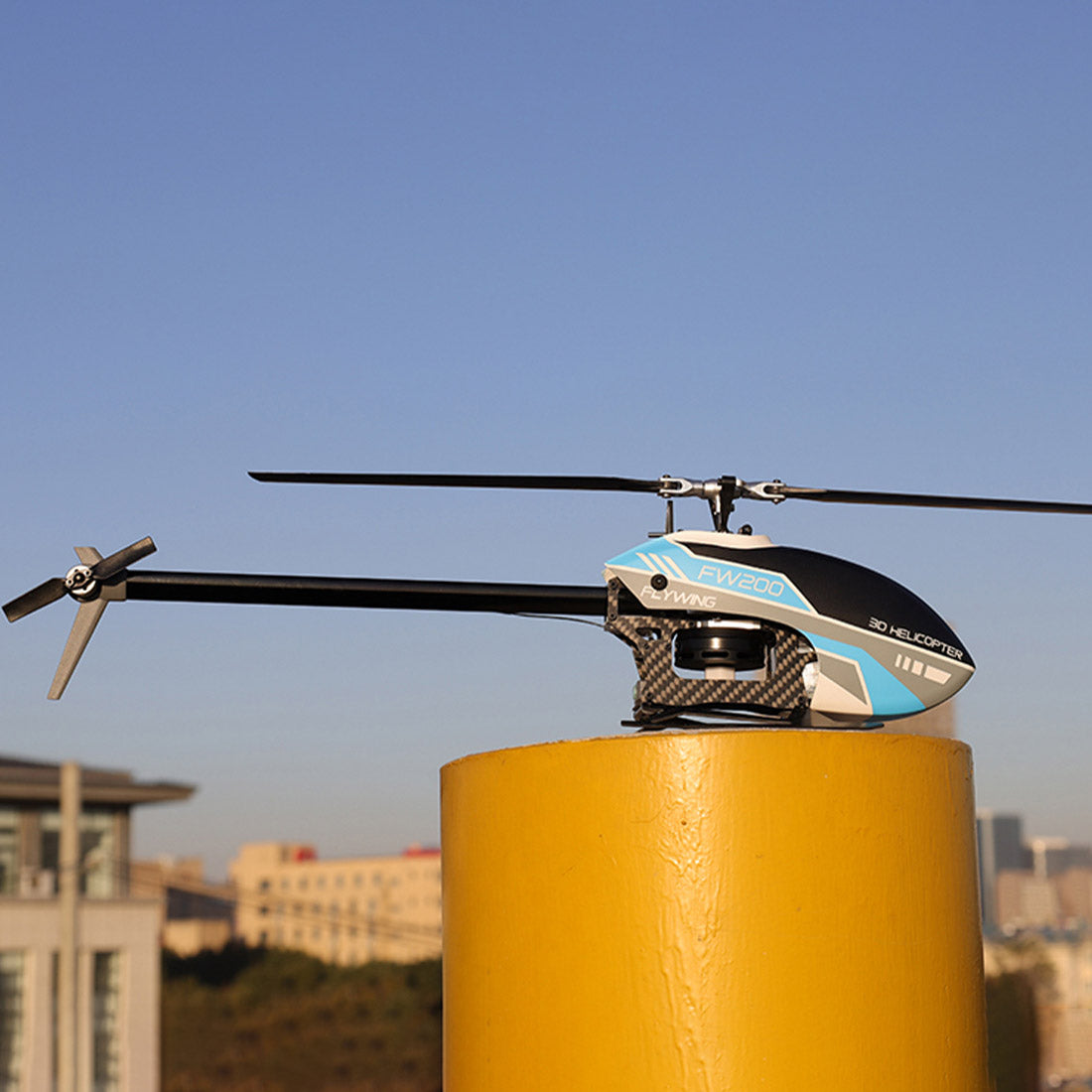 FLYWING FW200 2.4G RC Hubschrauber 6CH Flugzeug Brushless Direkt angetriebenes 3D Kunstflugmodell