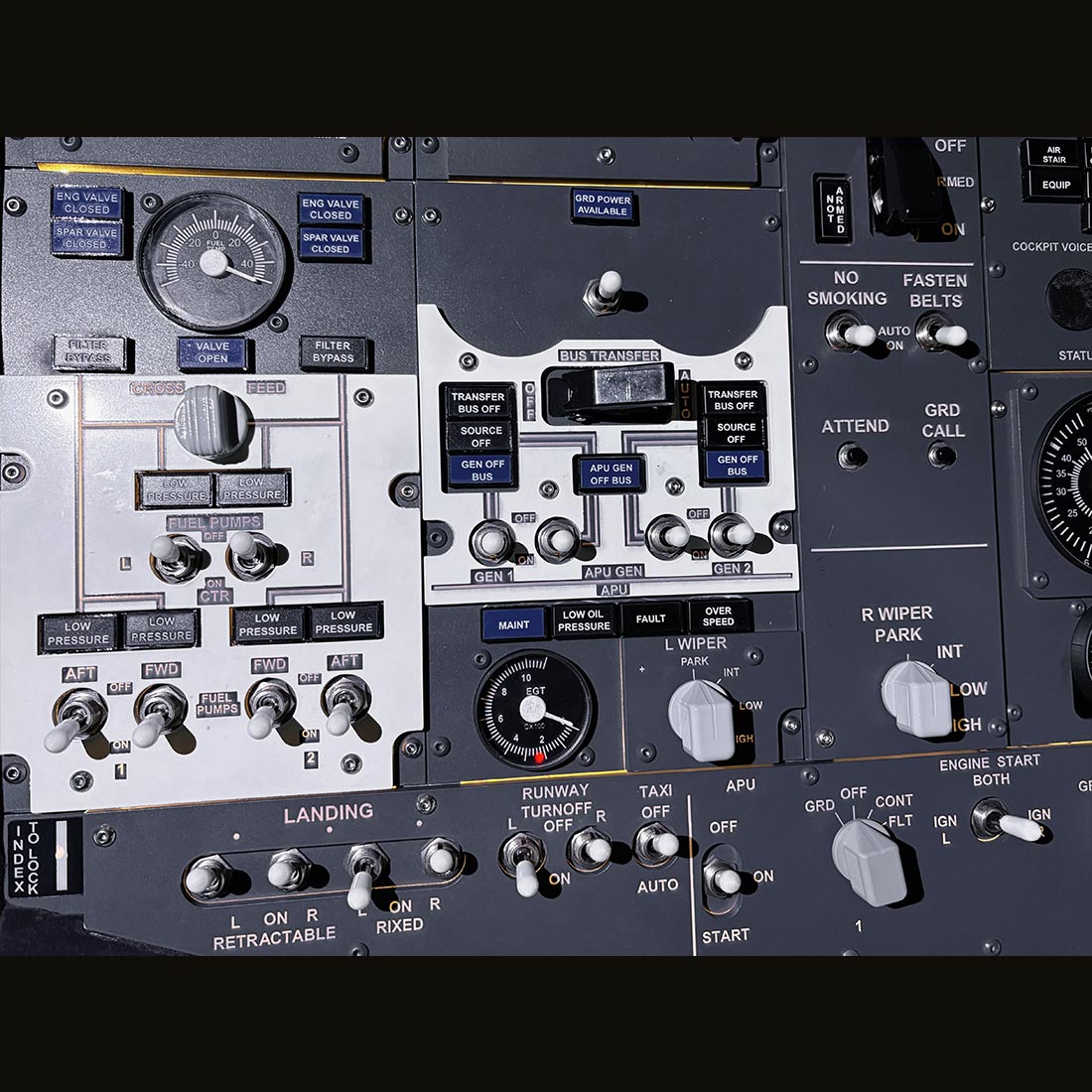 B737-800 Front Overhead Panel - RAZORDON