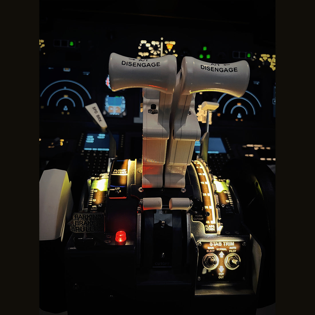 B737-800 Throttle-Quandrant - RAZORDON