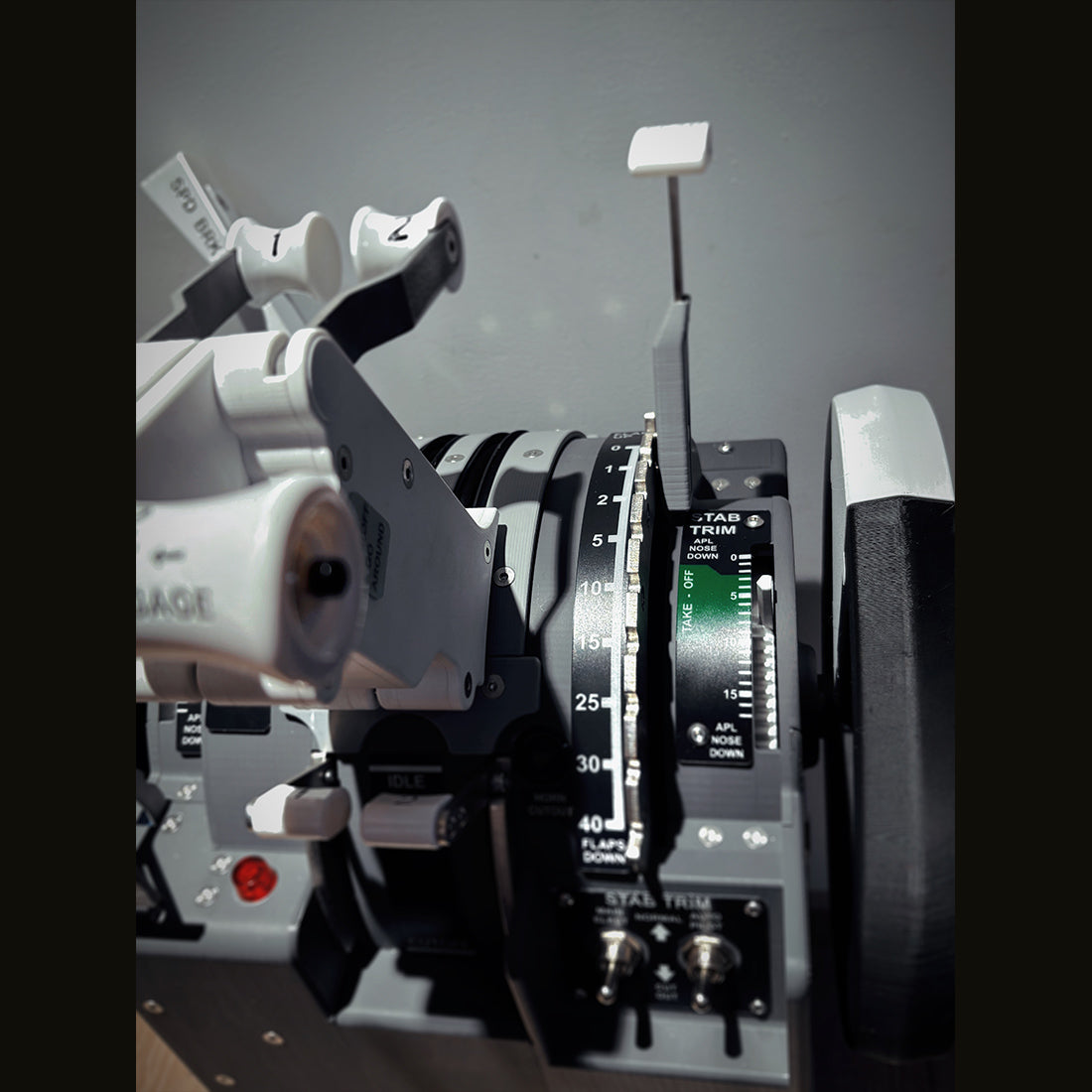 B737-800 Throttle-Quandrant - RAZORDON