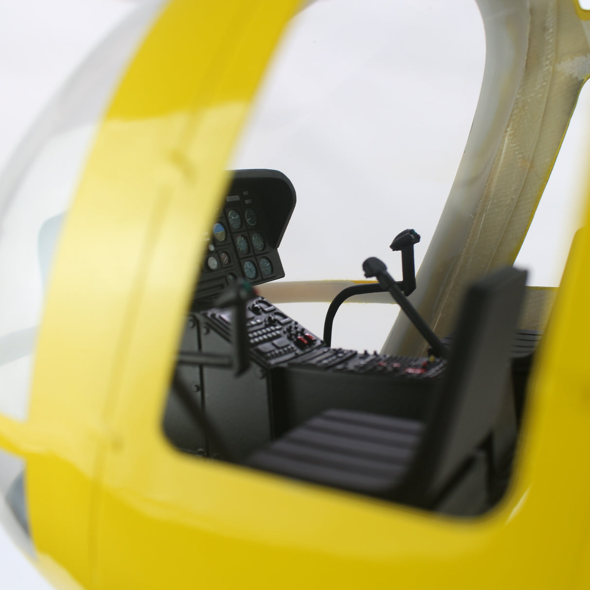 FLISH FL500 BO105 cockpit - razordon