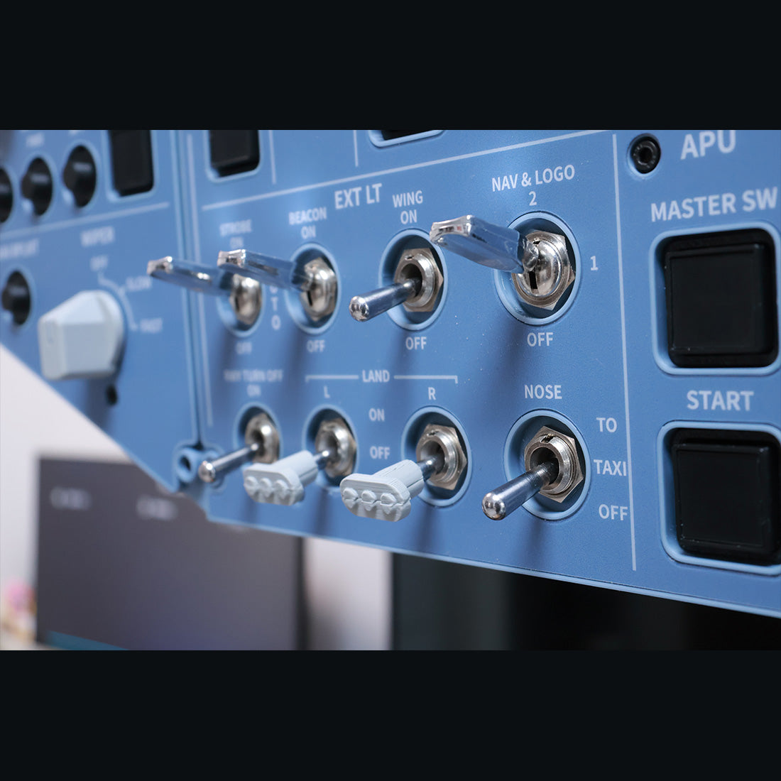 Hoowalt D111 A32X 1/1 Scale Light OVHD OVERHEAD Panel - RAZORDON