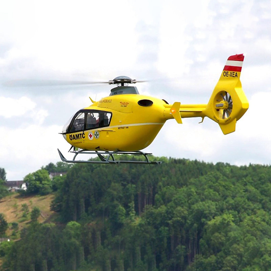RAZORDON EC135 800-Class 2.4G 6CH Scale RC Helicopter - RAZORDON