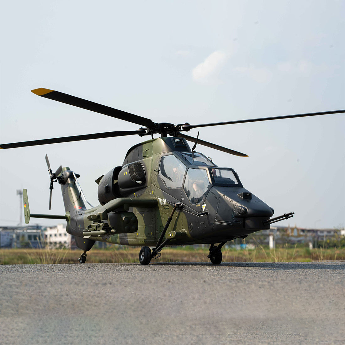 RAZORDON EC665 Eurocopter Tiger 700-Class 2.4G 6CH Scale RC Helicopter