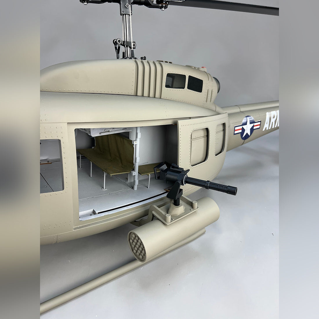 RAZORDON UH-1D Huey 800-Class 2.4G 6CH Scale RC Helicopter