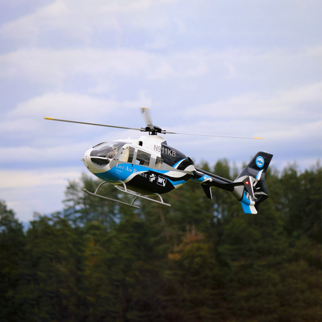 RAZORDON EC135 800-Class 2.4G 6CH Scale RC Helicopter (Blue&White)
