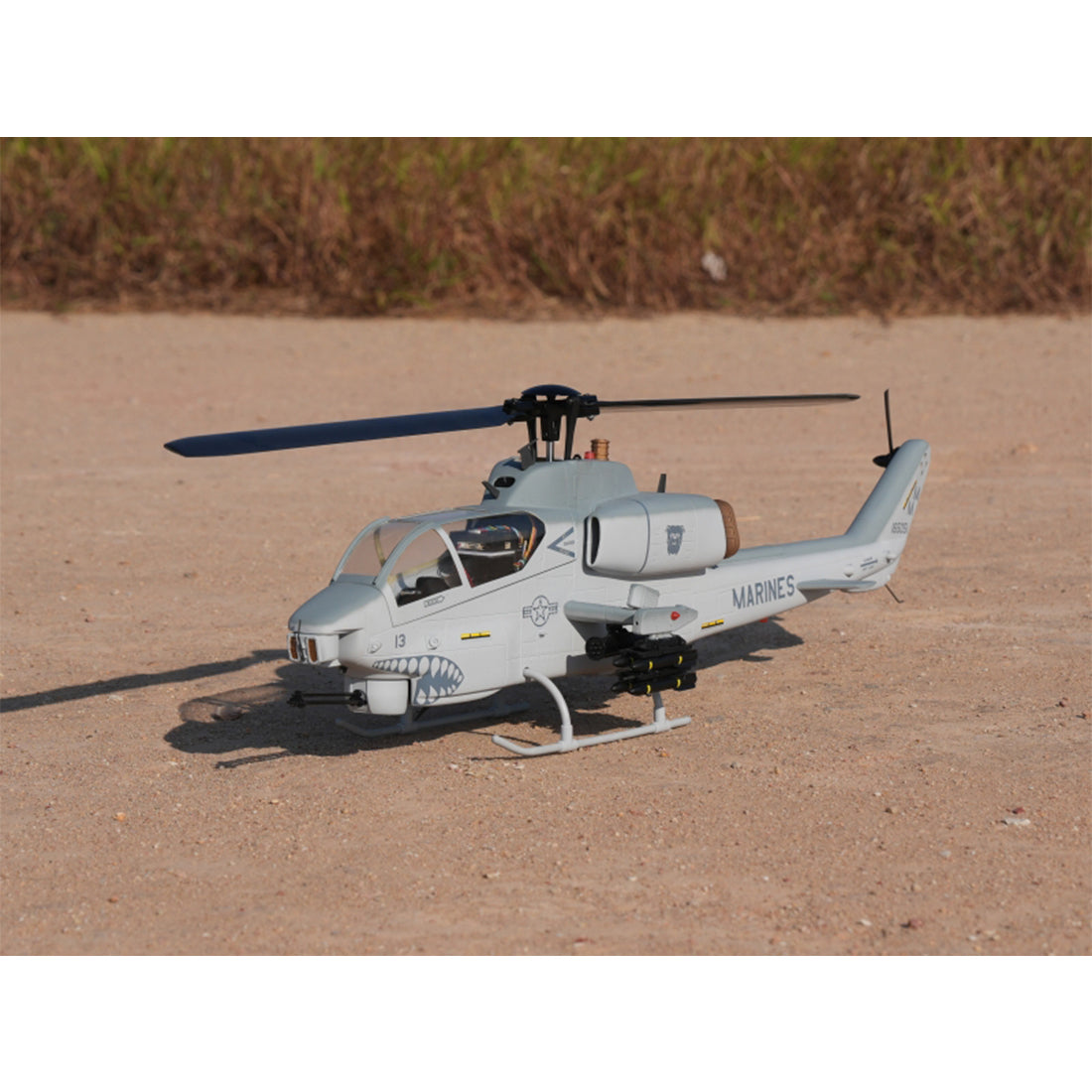 WOLFBUSH&ROBAN AH-1W Cobra 470-Class 2.4G 6CH Dual-Rotor RC Military Helicopter Model with GPS Positioning, Synchronized Turret & Left/Right-Hand Control RTF