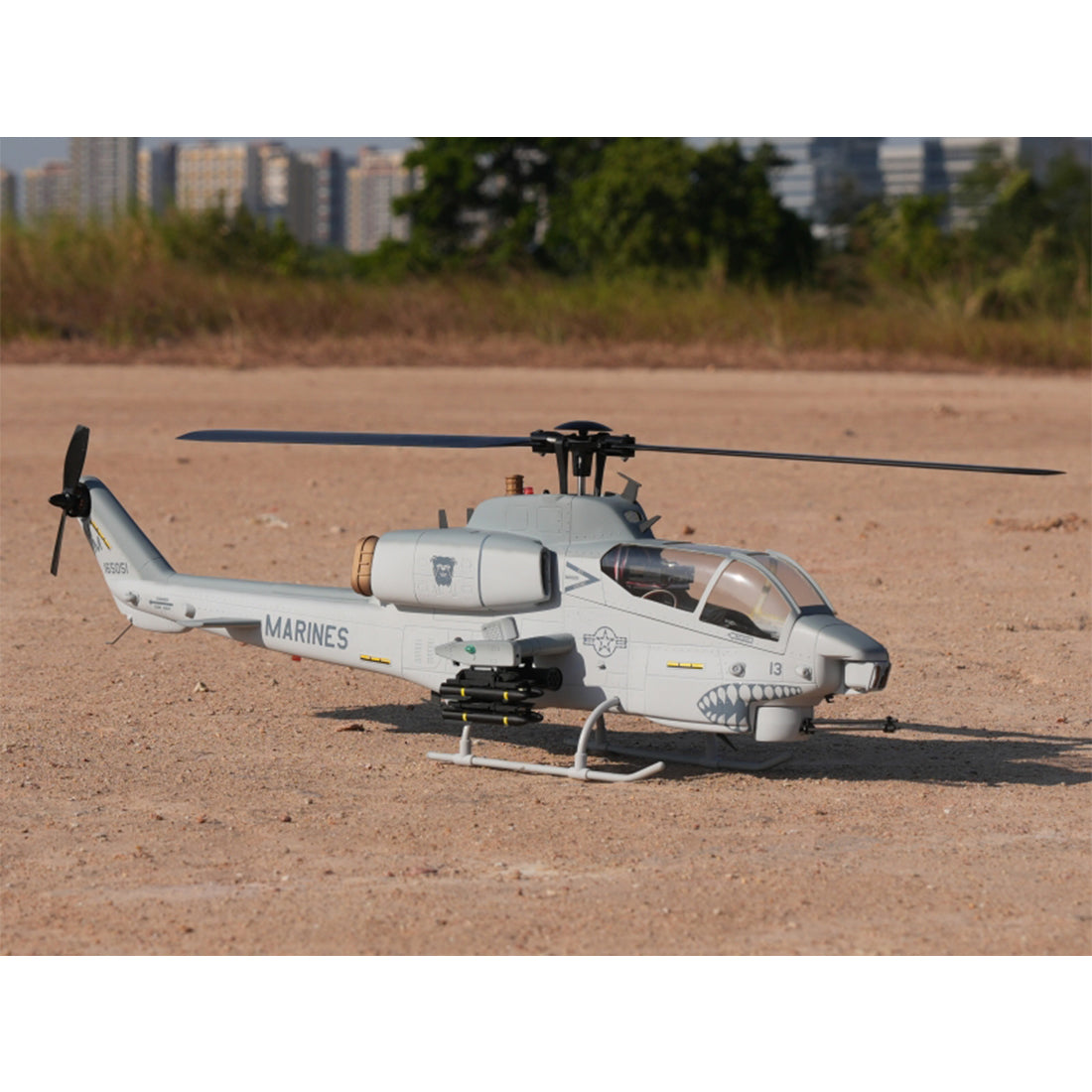WOLFBUSH&ROBAN AH-1W Cobra 470-Class 2.4G 6CH Dual-Rotor RC Military Helicopter Model with GPS Positioning, Synchronized Turret & Left/Right-Hand Control RTF