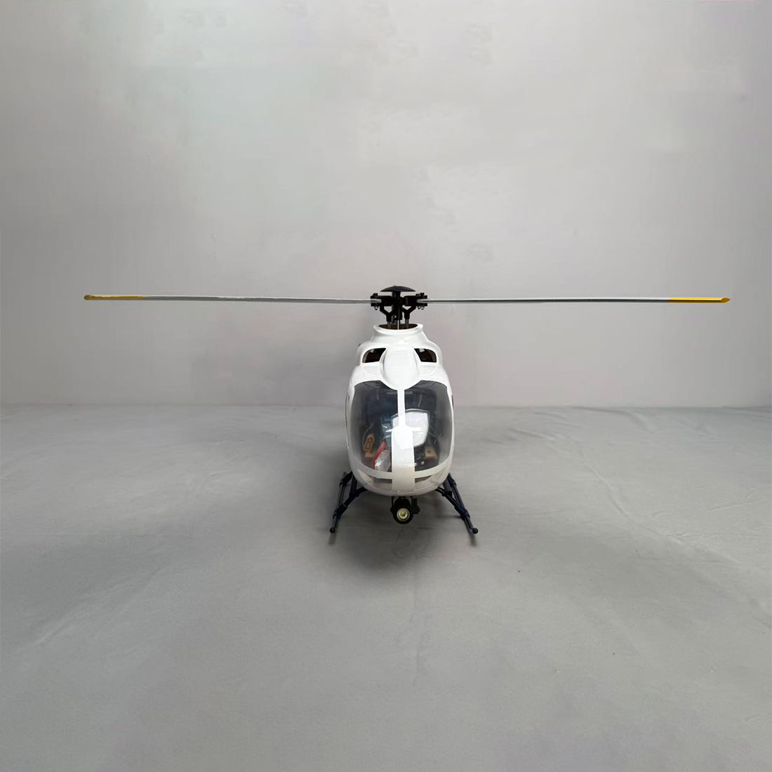 ROBAN EC135 450-Class RC Helicopter 2.4G 6CH Realistic 4-Rotor RC Helicopter - RAZORDON