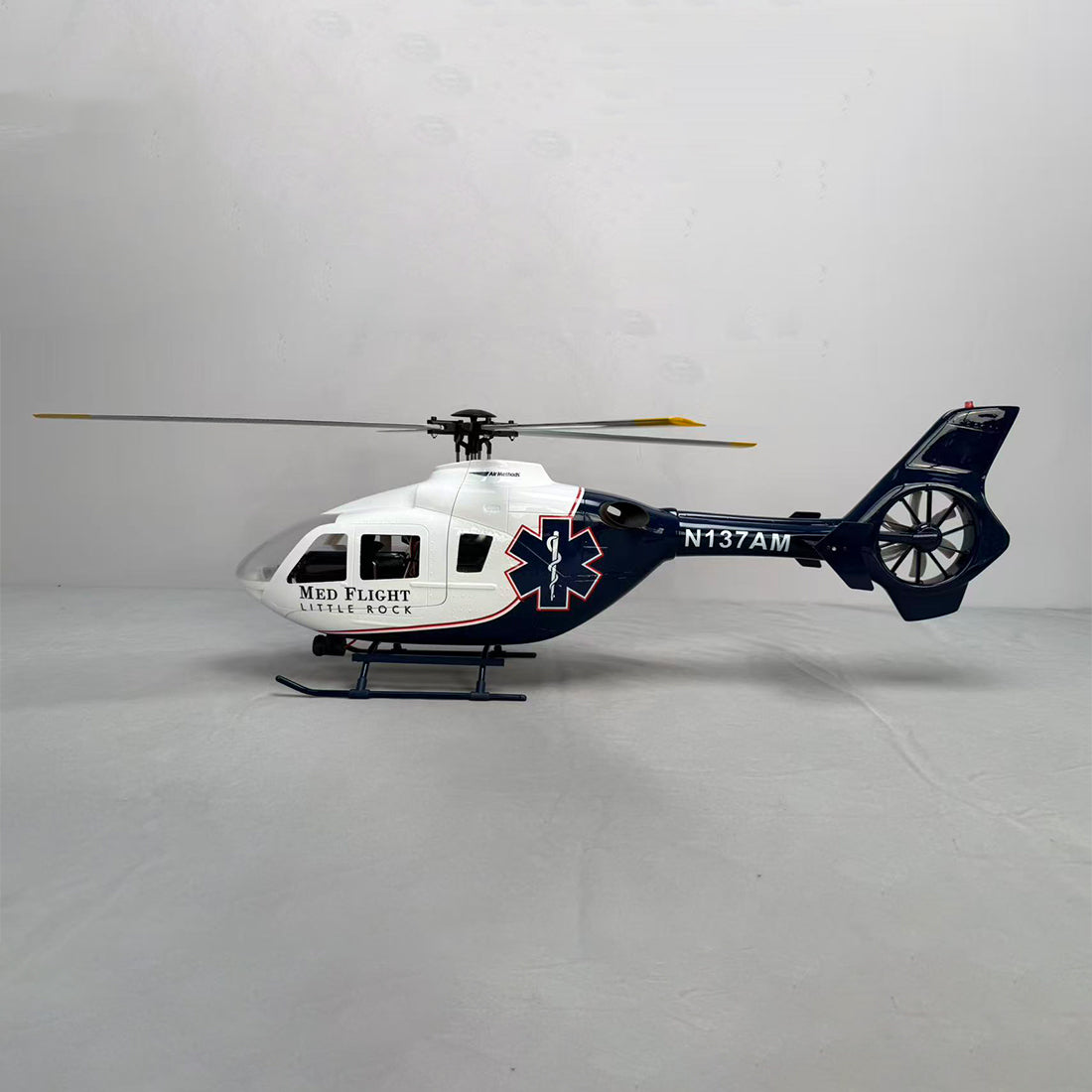 ROBAN EC135 450-Class RC Helicopter 2.4G 6CH Realistic 4-Rotor RC Helicopter - RAZORDON