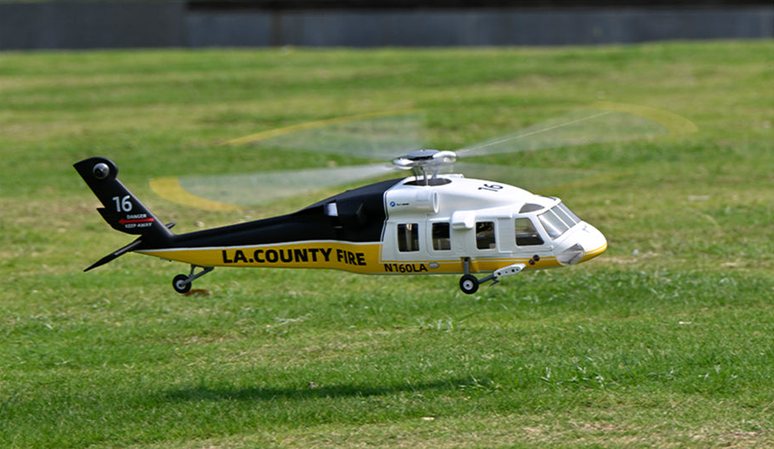FLYWING UH-60L Black Hawk: A New Black & Gold 470-Class RC Helicopter