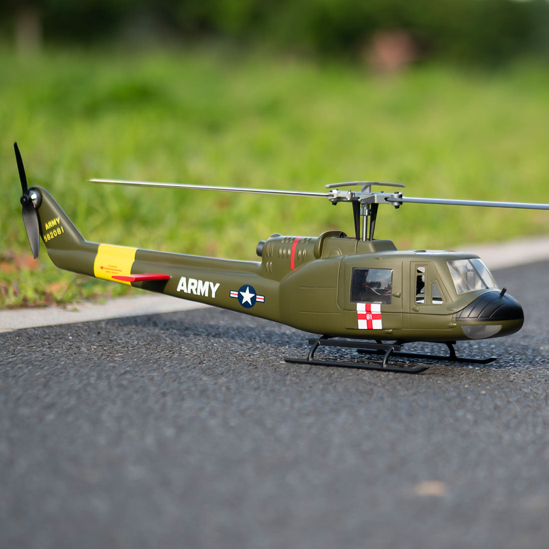 FLY WING UH-1 V4 Upgrade Version Class 470 6CH Brushless Motor GPS Fixed Point Altitude Hold Scale RC Helicopter With H1 Flight Controller - razordon