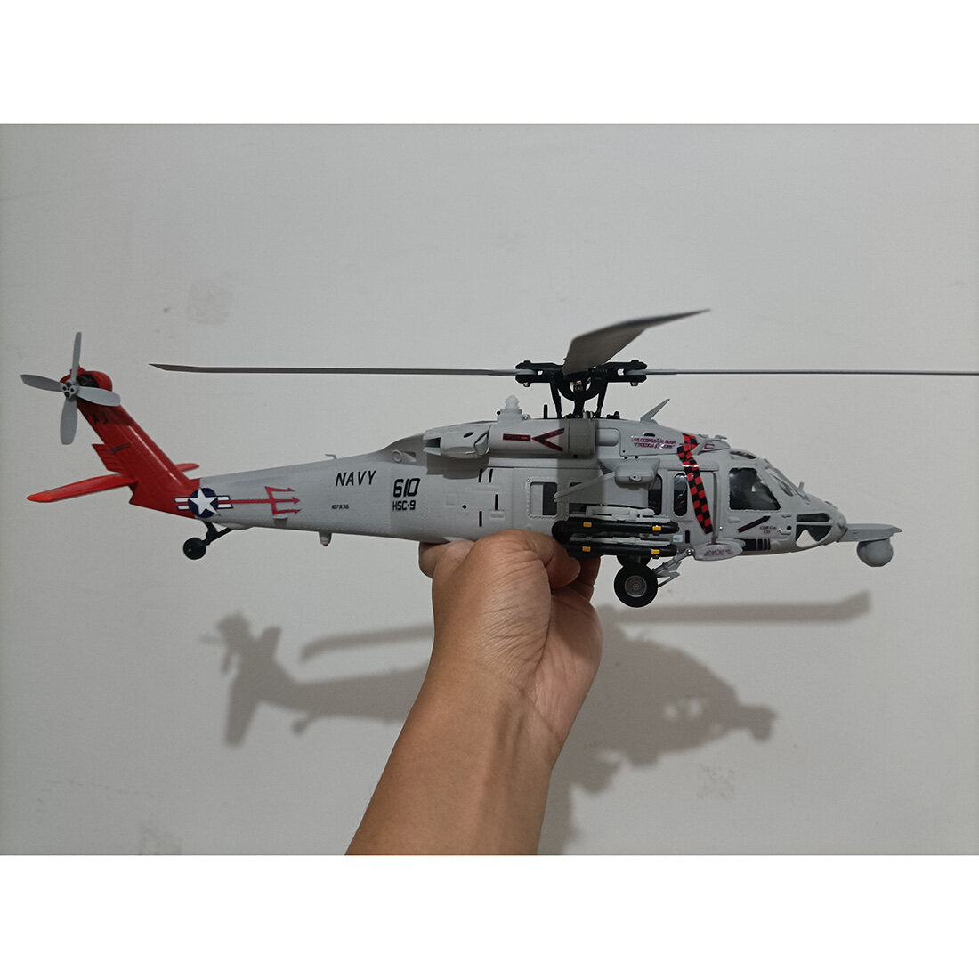 YU XIANG YXZNRC F09-S Hubschrauber 1/47 2,4G 6CH Flugzeug Dual Brushless Direktantrieb 6G/3D Stunt-Modell