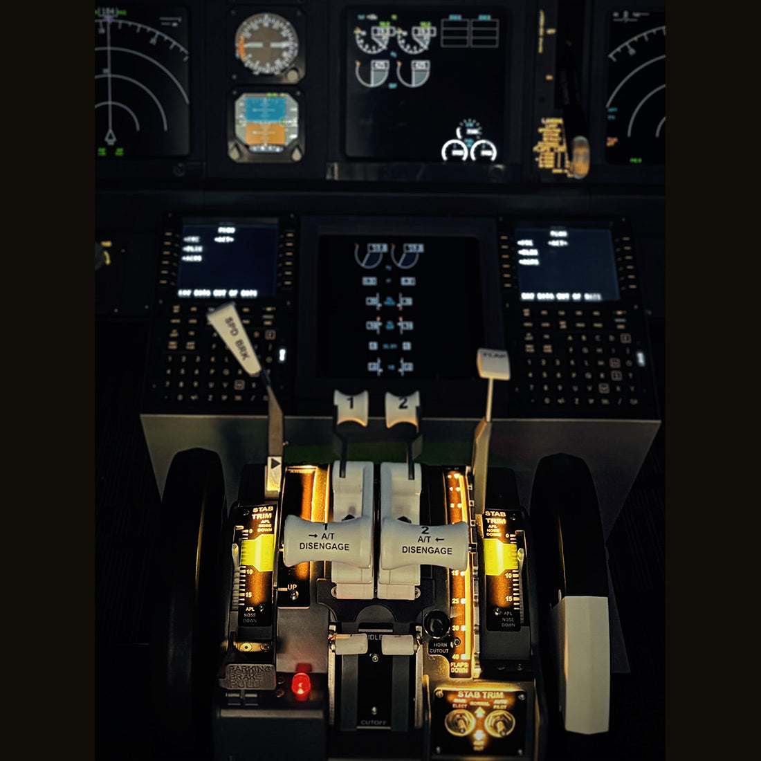 B737-800 Throttle-Quandrant - RAZORDON