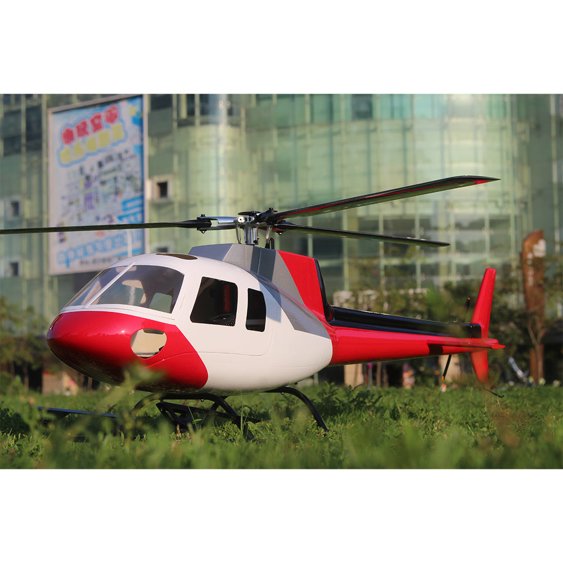 FLISHRC Eurocopter AS350 500-Class 2.4G 6CH Scale RC Helicopter Model with L7 Flight Controller and 4-Mode Positioning GPS RTF