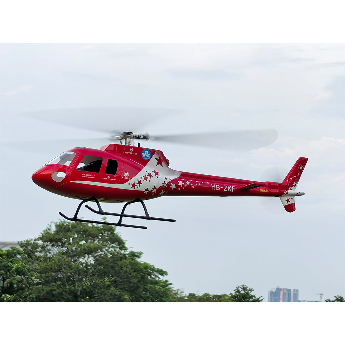 FLISHRC Eurocopter AS350 500-Class 2.4G 6CH Scale RC Helicopter Model with L7 Flight Controller and 4-Mode Positioning GPS RTF