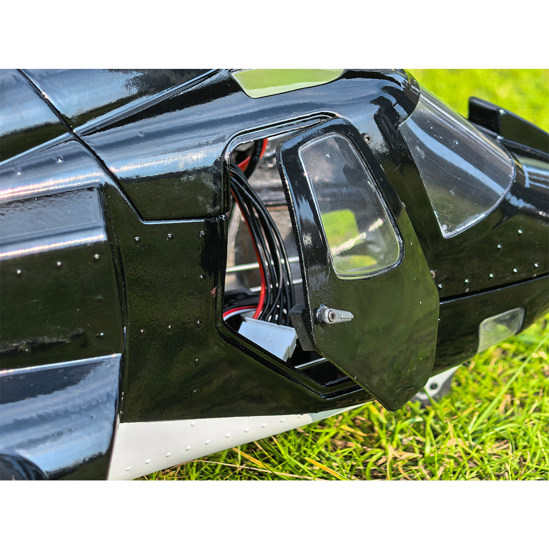 FLISHRC FL500 Airwolf Pro 500-Class 2.4G 6CH Scale RC Helicopter with L7 Flight Controller & 4-Mode GPS Positioning RTF