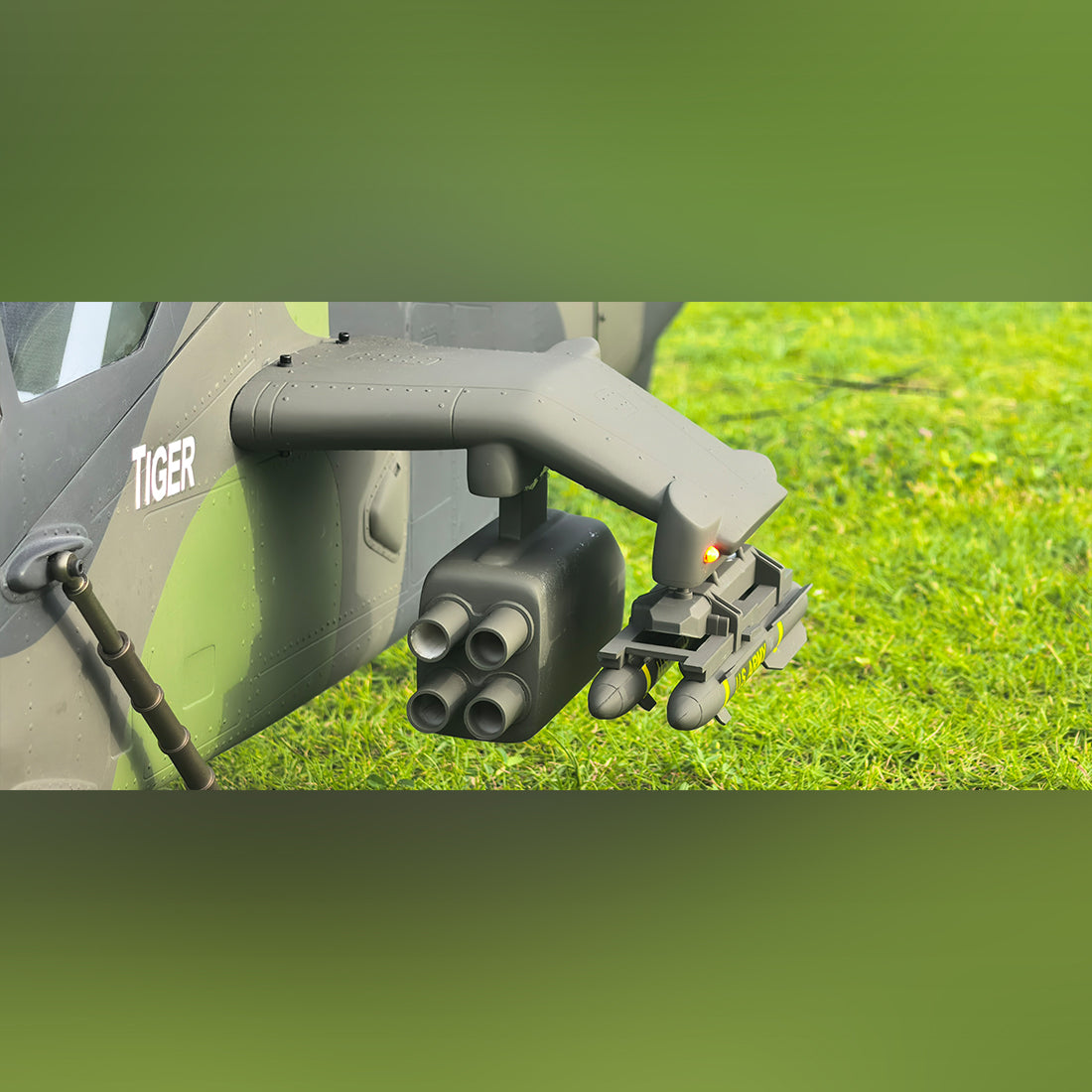FLISHRC FL700 EC665 Tiger 700-Class 2.4GHz 6CH Scale RC Helicopter - RAZORDON