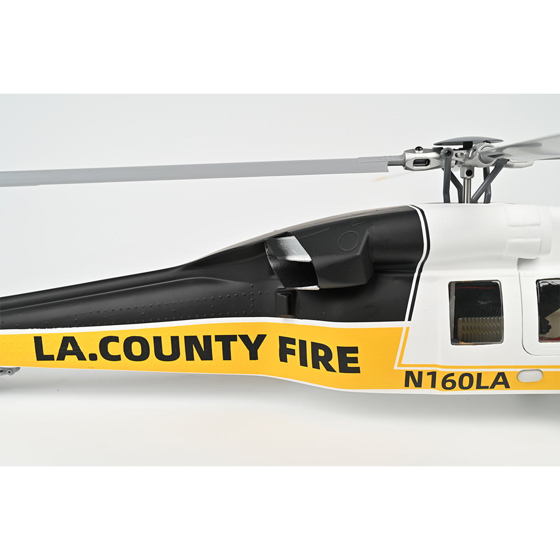 FLYWING UH-60L Black Hawk 470-Class RC Helicopter, 2.4GHz 6CH Scale Military Helicopter with ACE Flight Controller, GPS Positioning & Quick-Release Blades, RTF