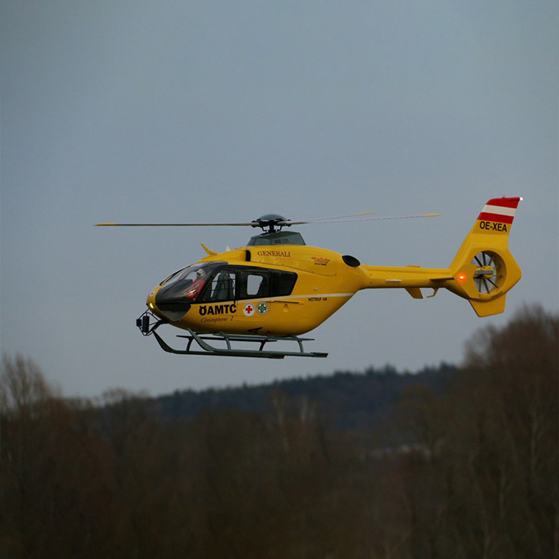 RAZORDON EC135 800-Class 2.4G 6CH Scale RC Helicopter - RAZORDON