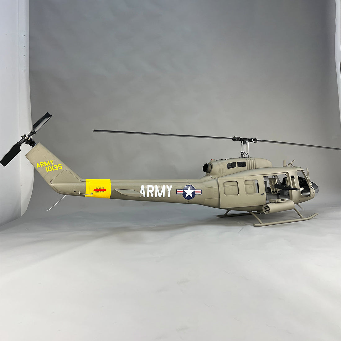 RAZORDON UH-1D Huey 800-Class 2.4G 6CH Scale RC Helicopter 