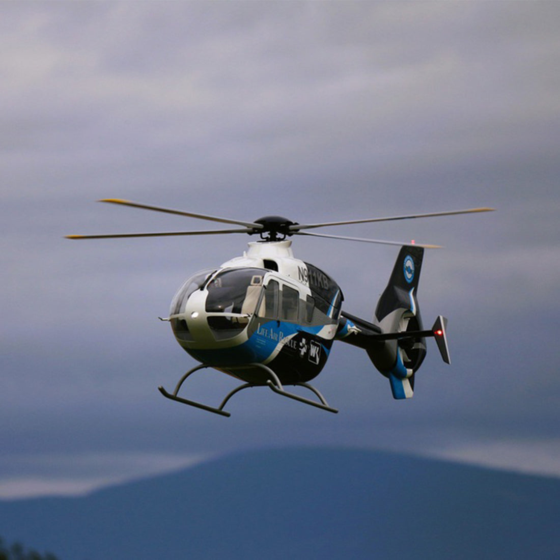 RAZORDON EC135 800-Class 2.4G 6CH Scale RC Helicopter (Blue&White)