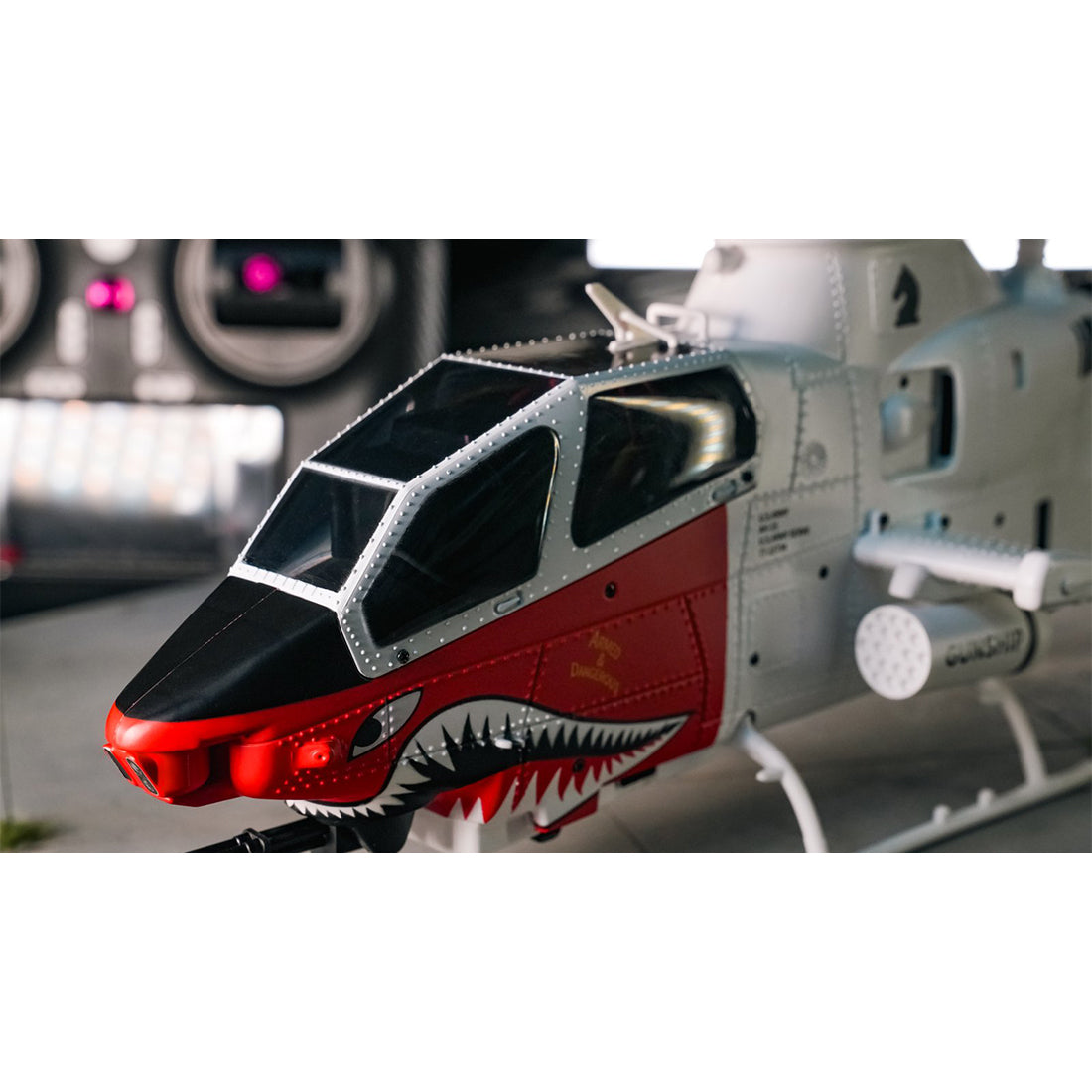 YU XIANG F112S AH-1 Cobra 1/40 Scale 200-Class 2.4G 9CH RC Military Helicopter Model with Dual-Blade Flybarless Rotor Head, 6G Mode & GPS Positioning RTF